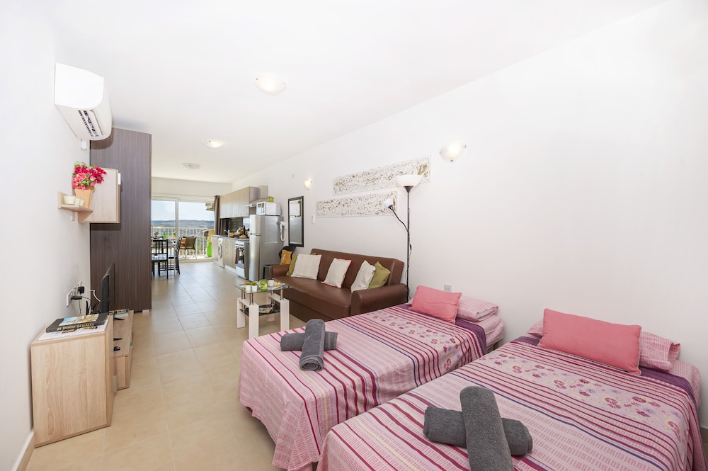 Mellieha Vacations - Summer Breeze Superior Apartment with Terrace by Getaways Malta - Property Image 21