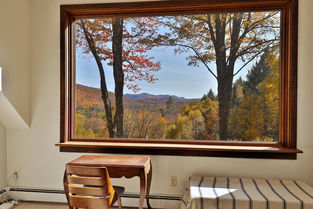 Mountainview Escape 4 Bedroom Home