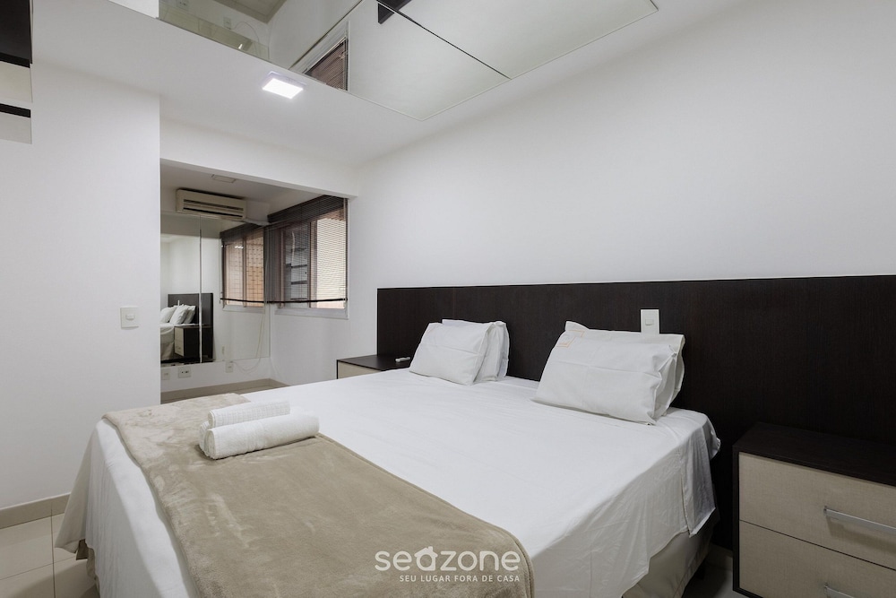 Apartment w/ Barbecue Grill and Jacuzzi Ccg1403