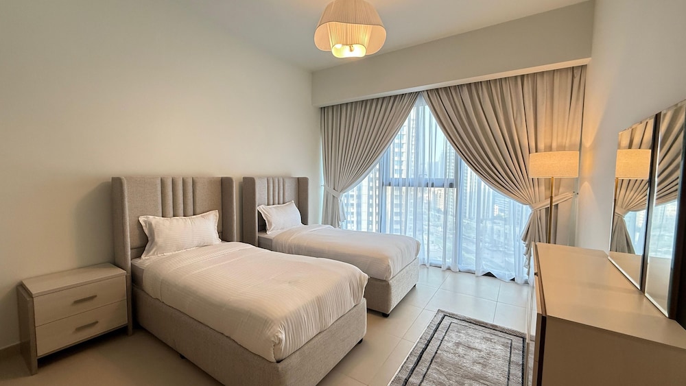 Premium 2bed Apartment In Downtown Act1