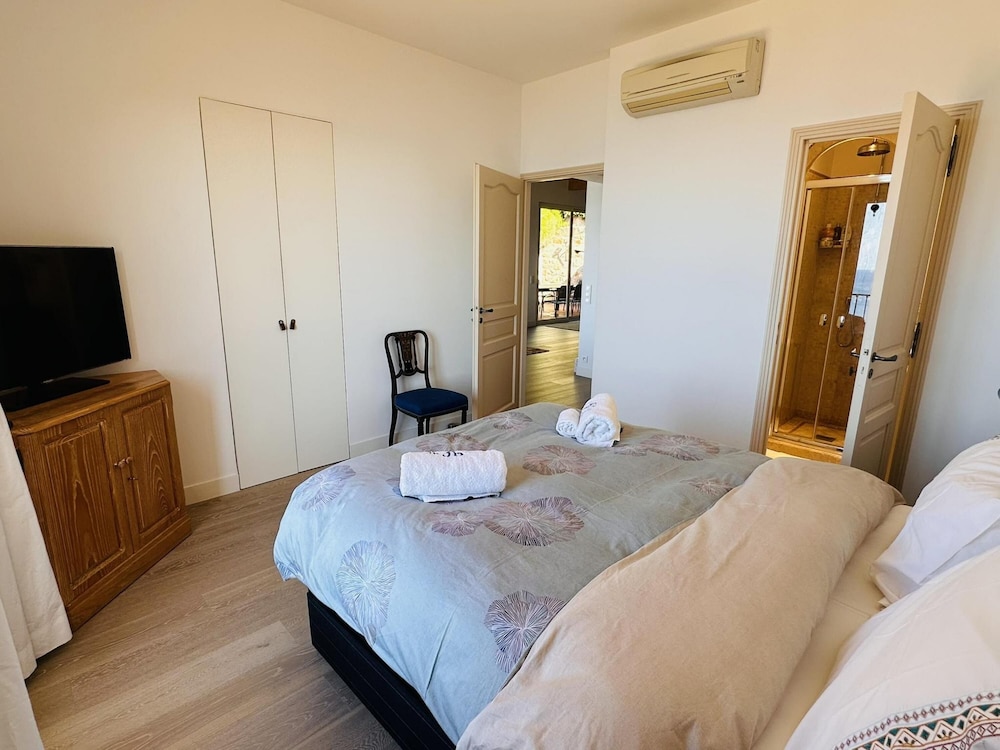Sea View Villa in Theoule sur Mer With Pool- 2237