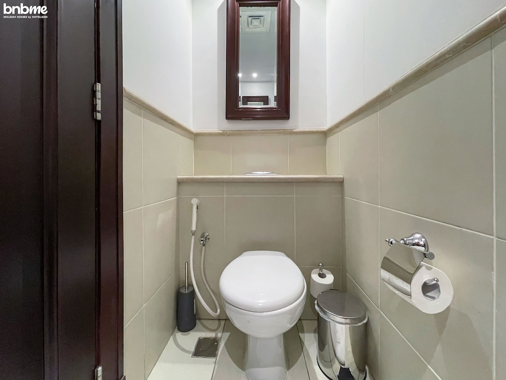 1B-Reehan 5-G08 by bnbme homes