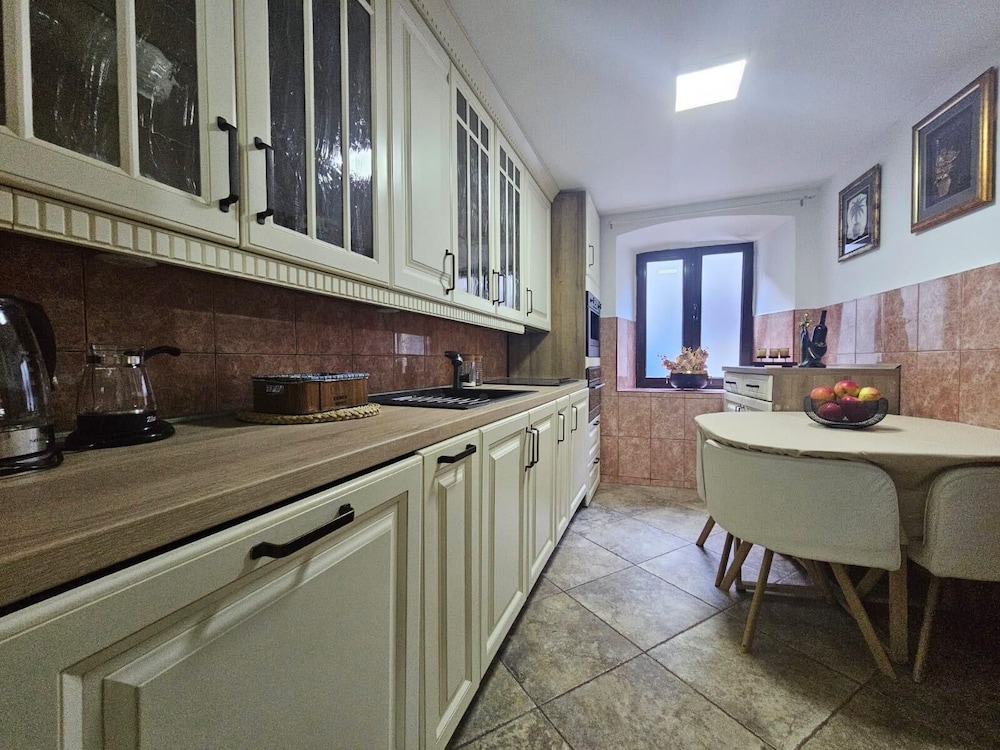 Kotor Casa Collection