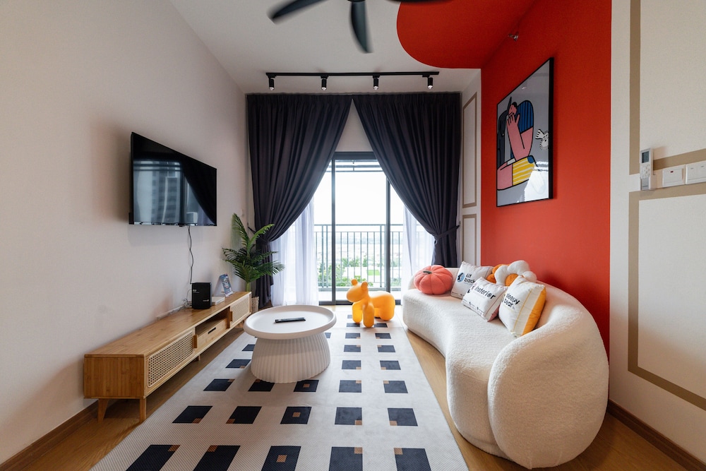 MayaBay Residence by Sleepy Bear