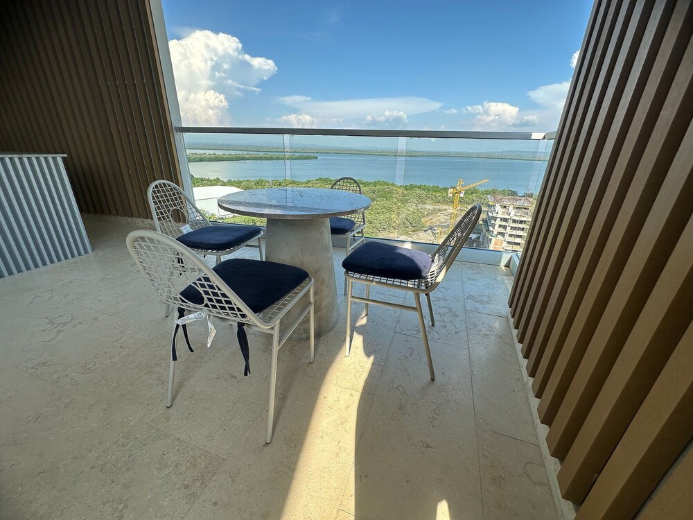 Sunno Beach Condominium - Playa Azul