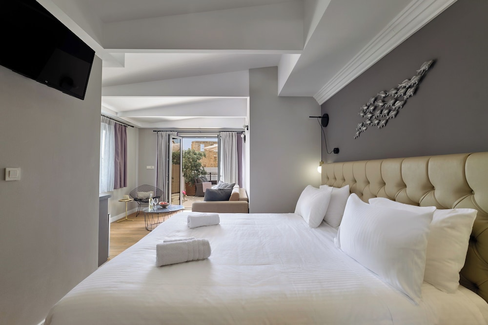 Nival Luxury Suites