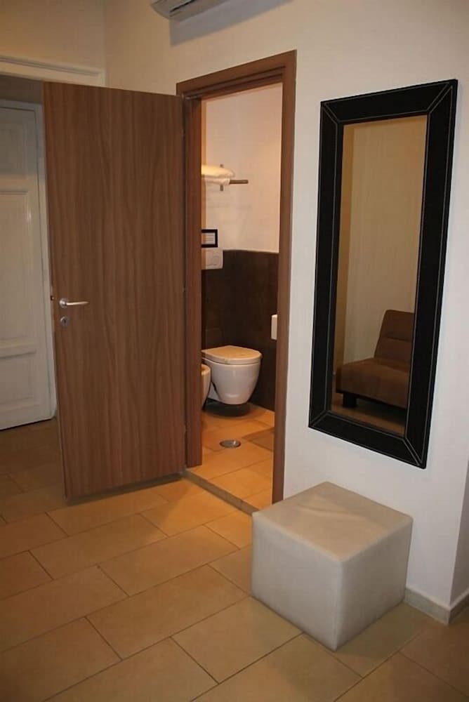 Inncentral Rome
