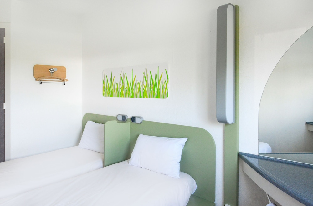 Saint-Etienne-du-Rouvray Vacations - ibis budget Rouen Sud Zenith - Property Image 4