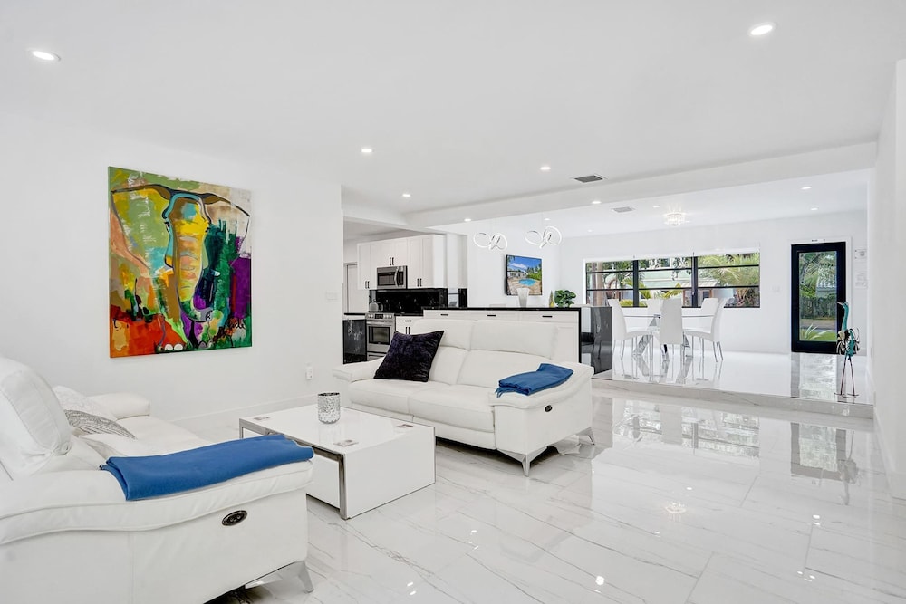 Hibiscus House in Fort Lauderdale