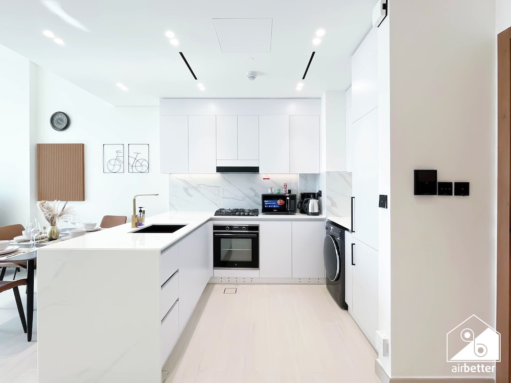 Bright & Modern1br Binghatti Amber JVC Dubai