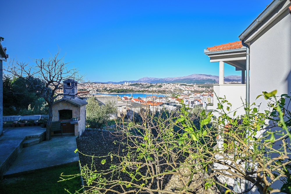 Ami Aparment Strožanac