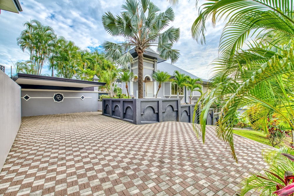 Luxury 15br Ocean View Estate in Nosara Ideal for Retreats Weddings Corporate Events