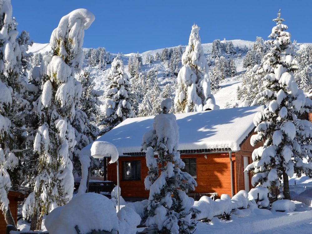 Sunlit Cabin With Jacuzzi in Turracherhohe