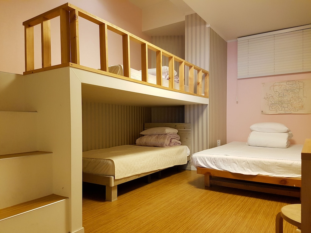 Mama Guest House