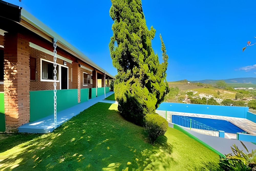 Chácara com piscina aquecida- Perdões