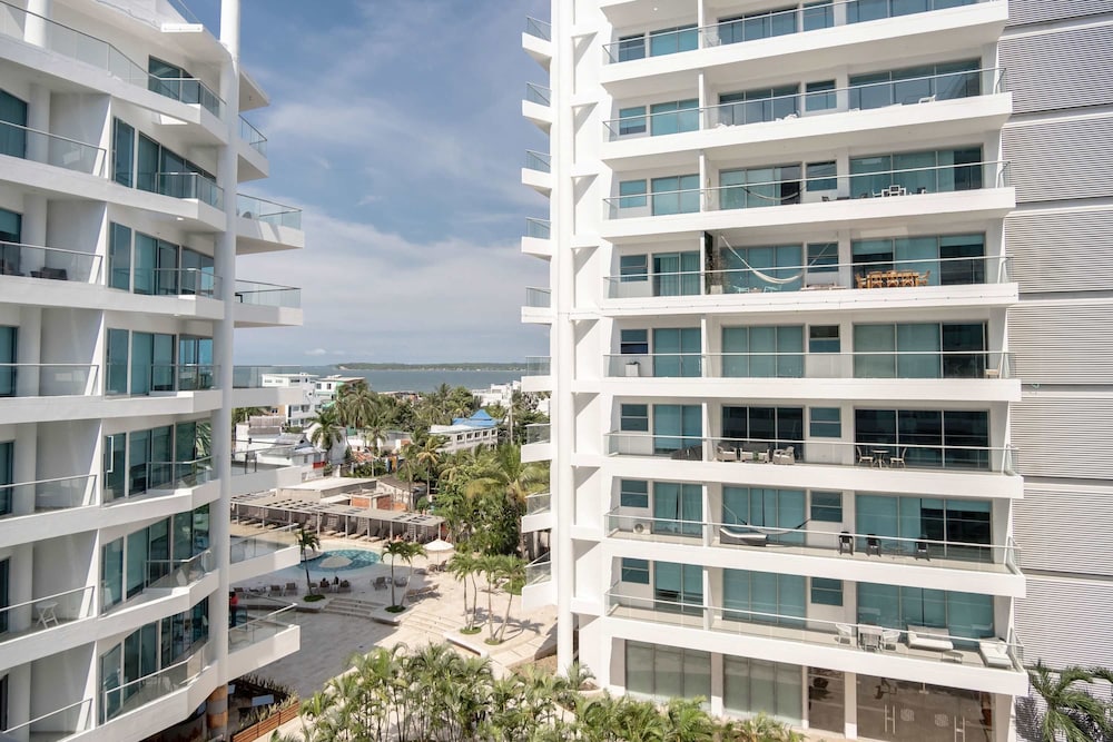 w Comfy 2BR w Ocean View and Pool in CTG
