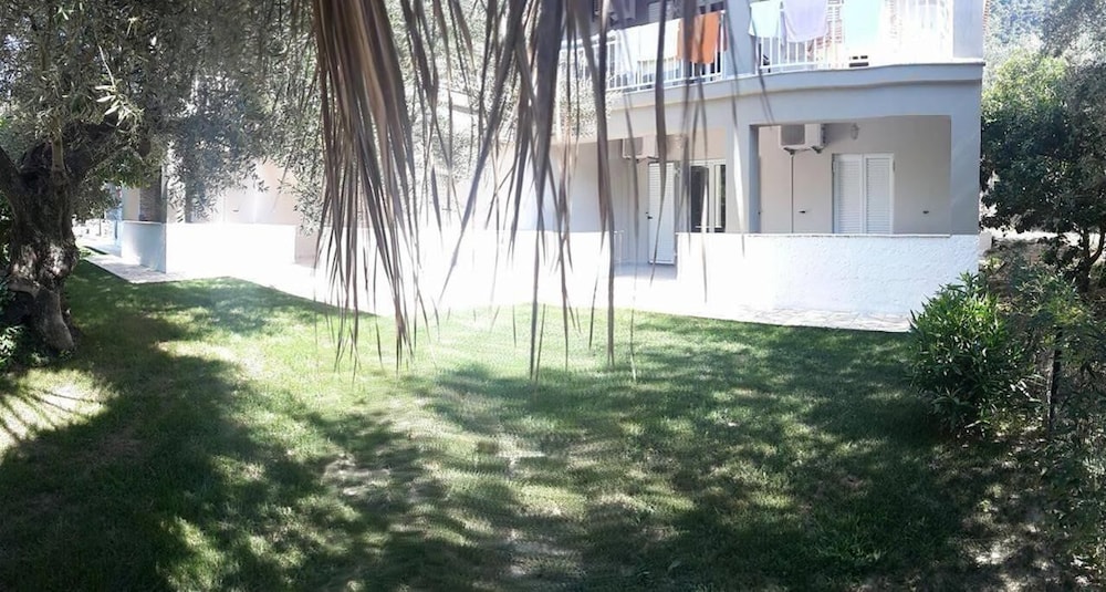 Photo 26