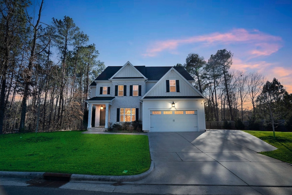 Durham Retreat Games, Exercise, And Relaxation 5 Bedroom Home