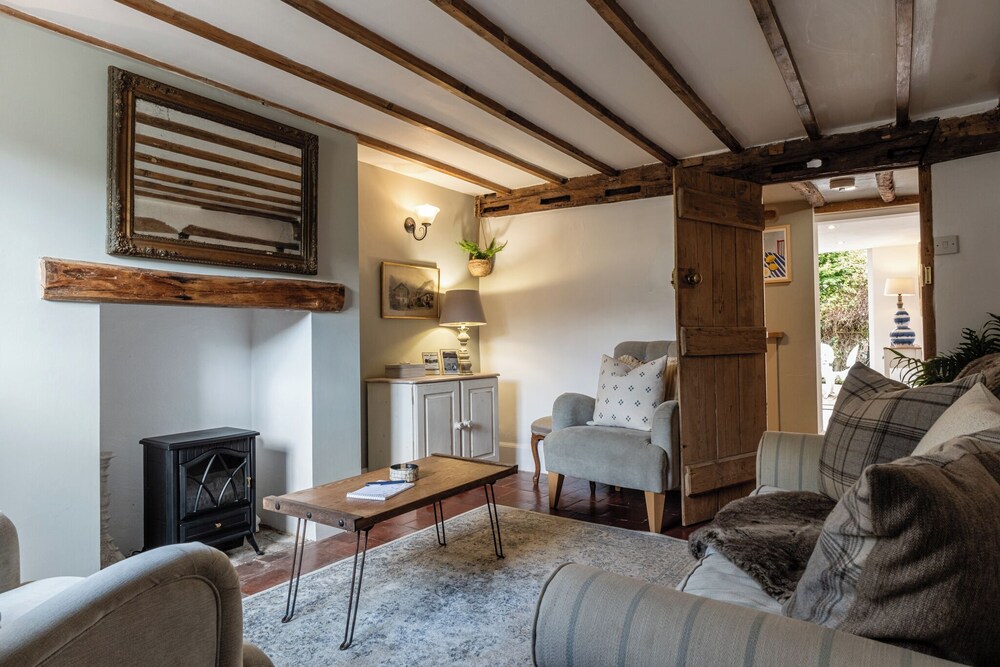 Two Cottages near Stratford-upon-Avon