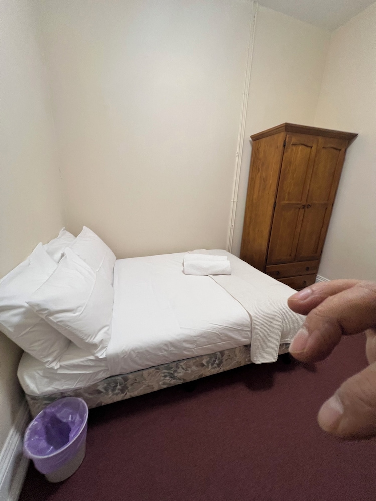 The Lodge Cooma