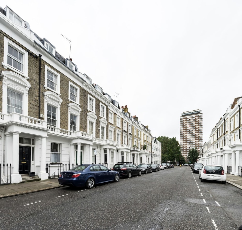 2 Bed 2 Bath Garden Flat in Victoria Pimlico
