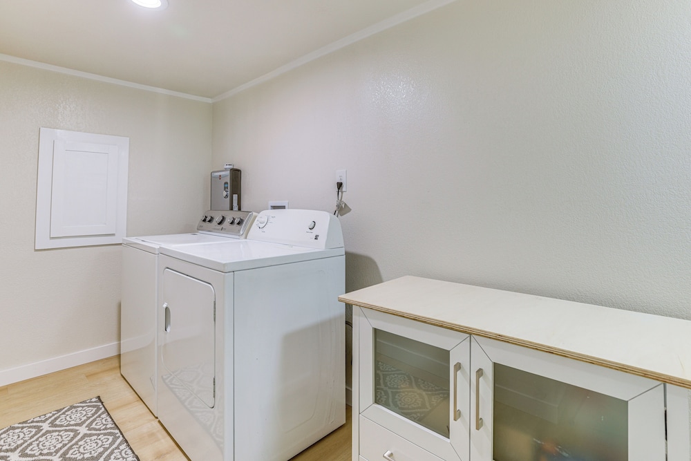 'crosby Huffman Hideaway' Serene Escape w/ Yard