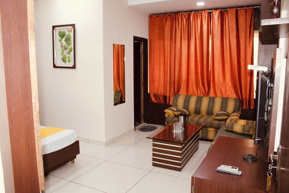 Sunshine Hotel