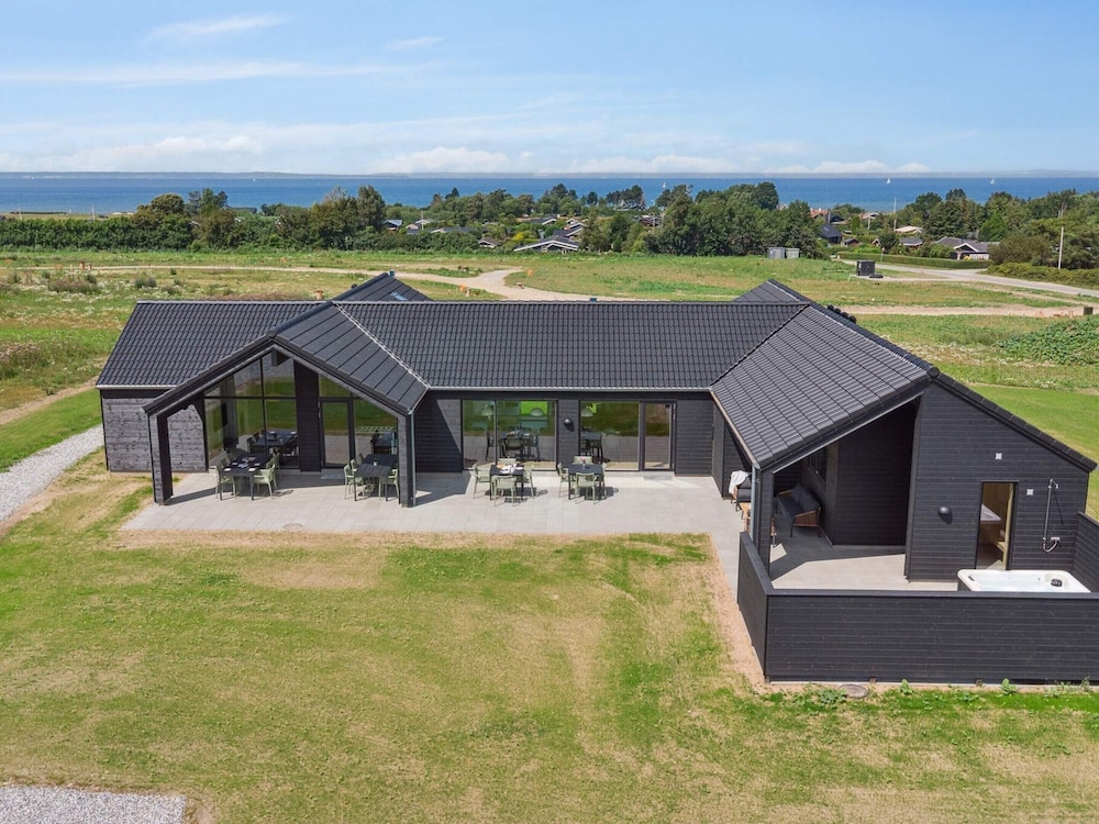 5 Star Holiday Home in Lokken