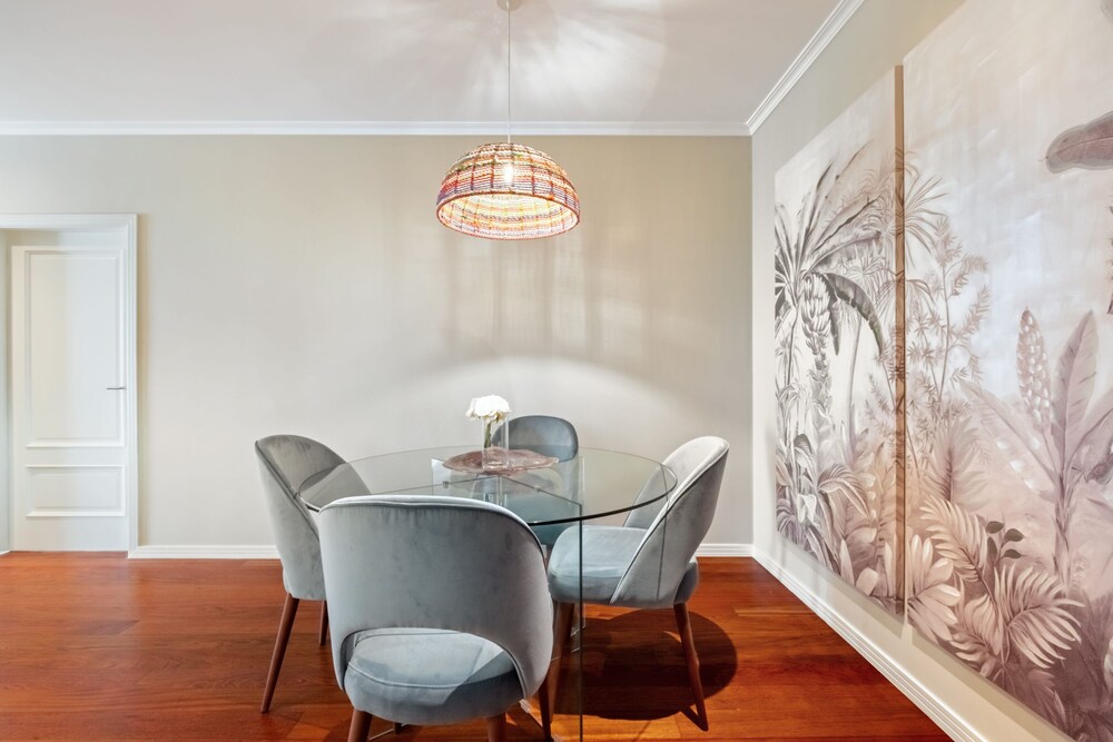Exquisite Ocean Apartment by Madeira Sun T