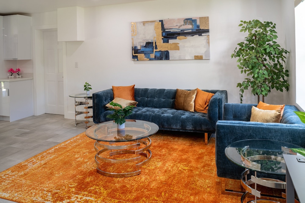 Spacious 3BR Home 2 Baths Amazing Pool Area