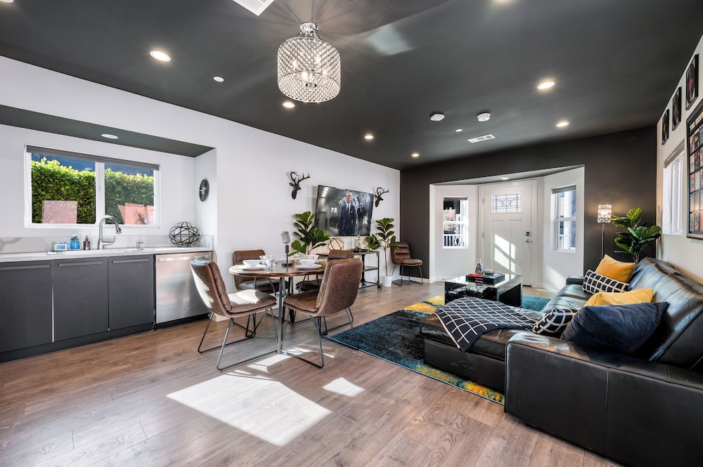 The Gower Street Bungalows by AvantStay