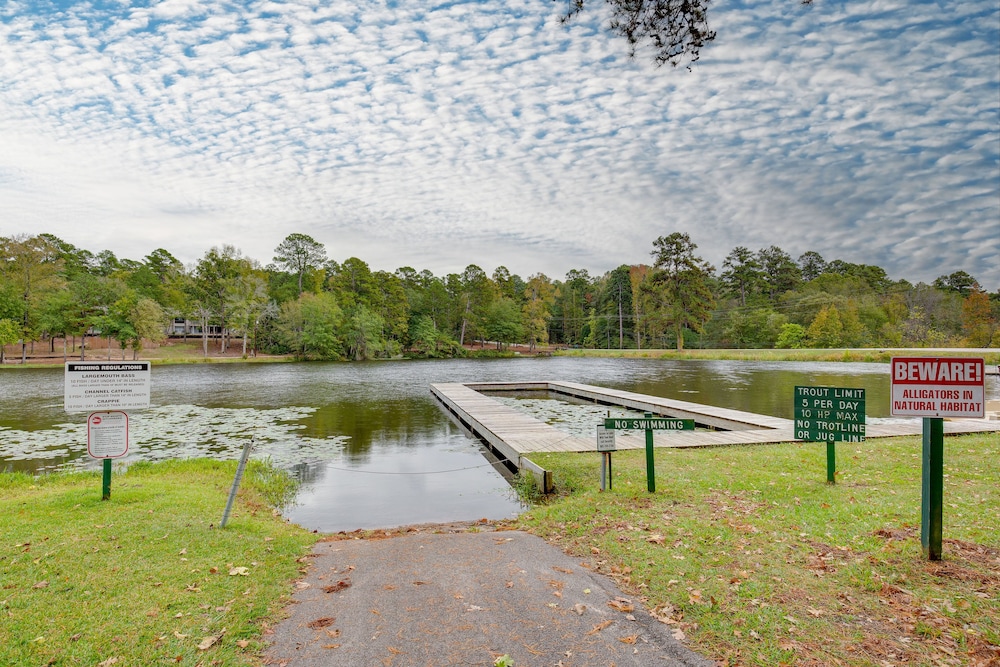 Holly Lake Retreat w/ 3 Community Pools & Yard view 2