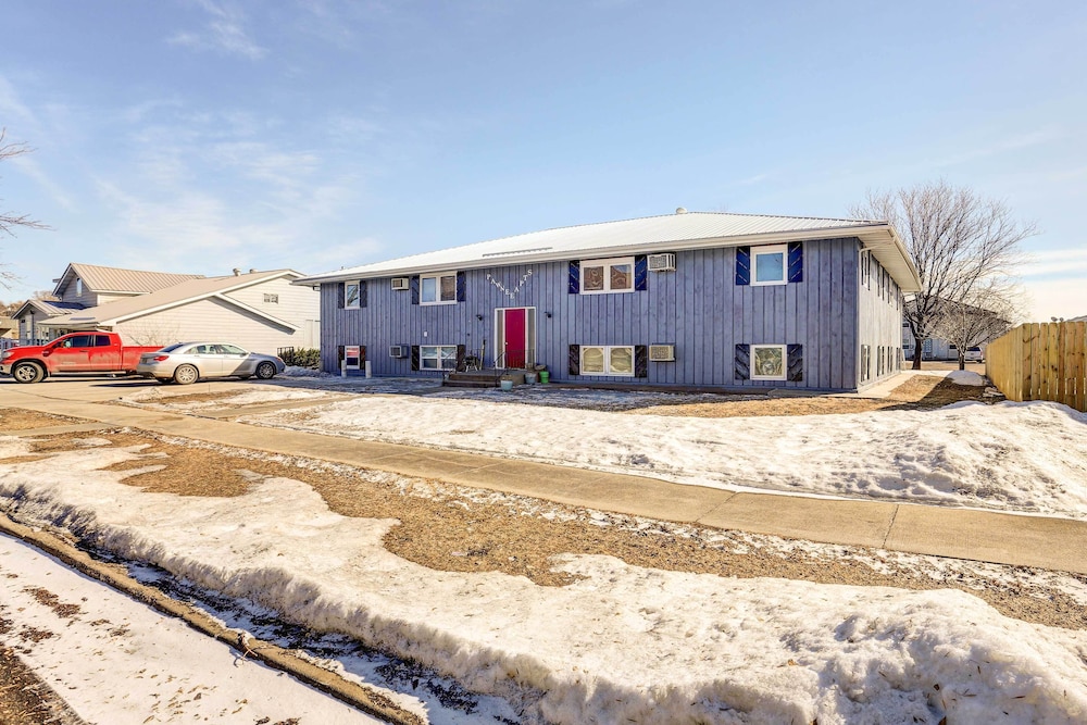 Pierre Vacations - Pierre Vacation Rental - 9 Mi to Oahe Dam! - Property Image 4