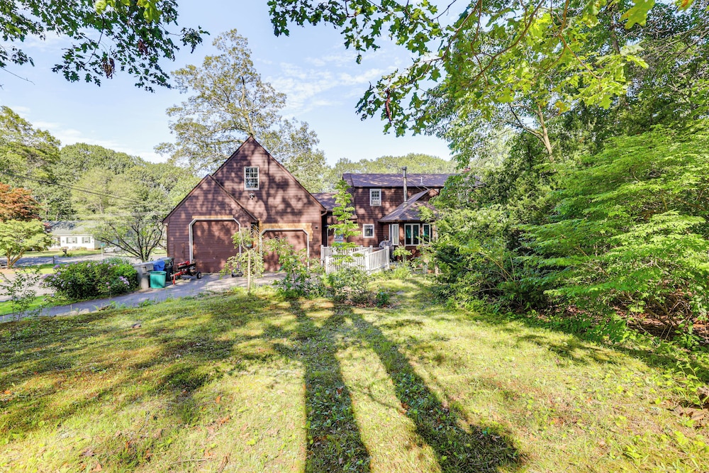 Family Getaway in Bristol Near Trails & Parks!