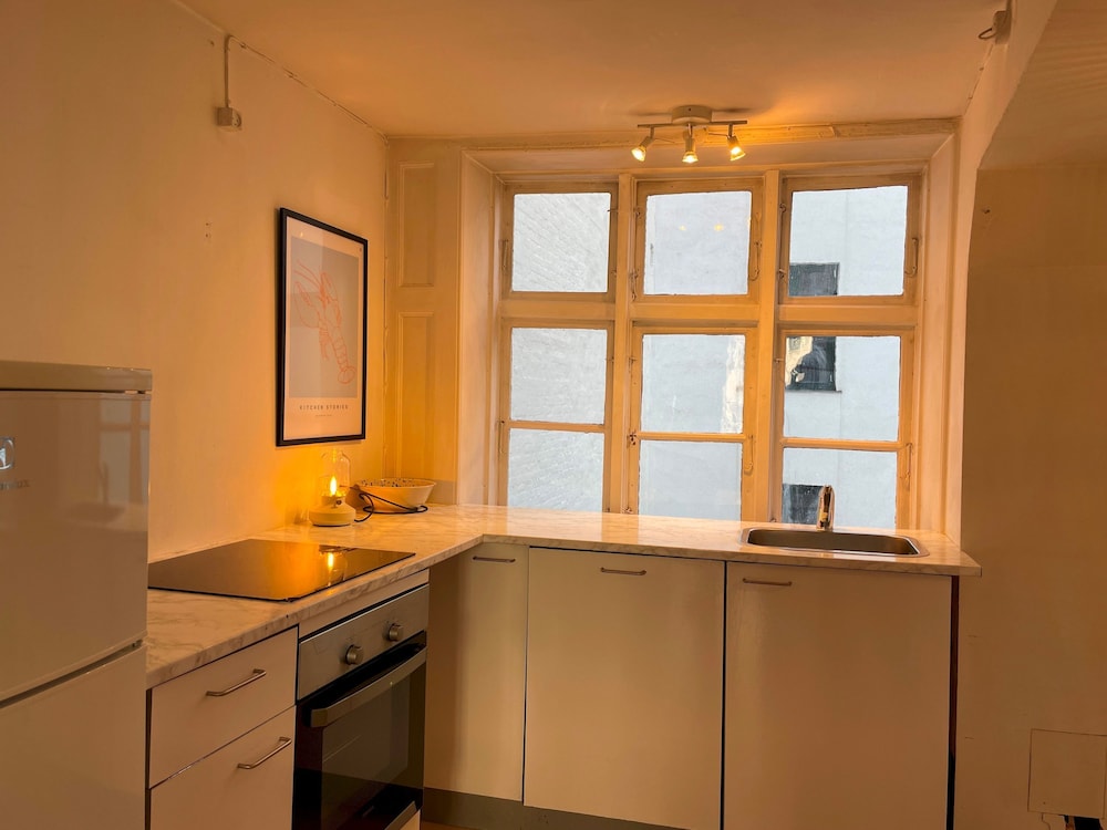 Trendy Apartment - The Marble Church Views