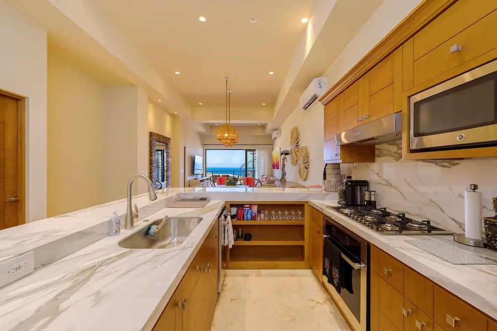 3BD Begati Ocean Views With Luxury Resort