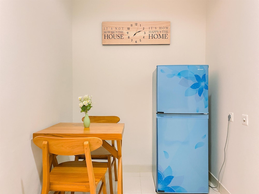 Modern Look 1BR at Sentul Tower Apartment