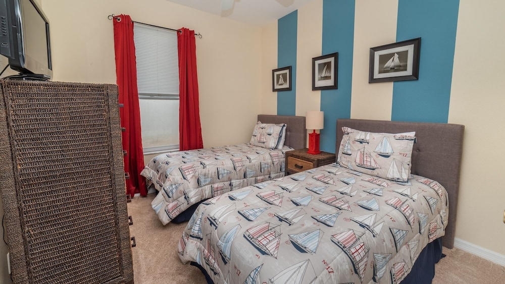 Windsor Palms Resort 4 Bedroom Pool+Spa Home 4 Home
