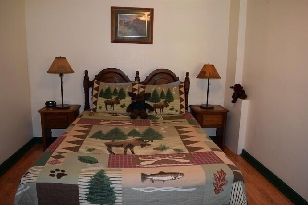 Loveland Vacations - Stoney River Lodge - Property Image 49