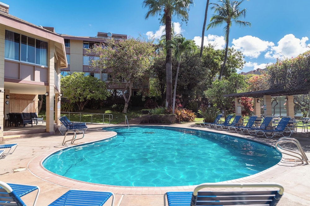 Haleakala Shores A-301 - Golden Sand Beaches, Ocean Views, Sleeps 6, Split AC!
