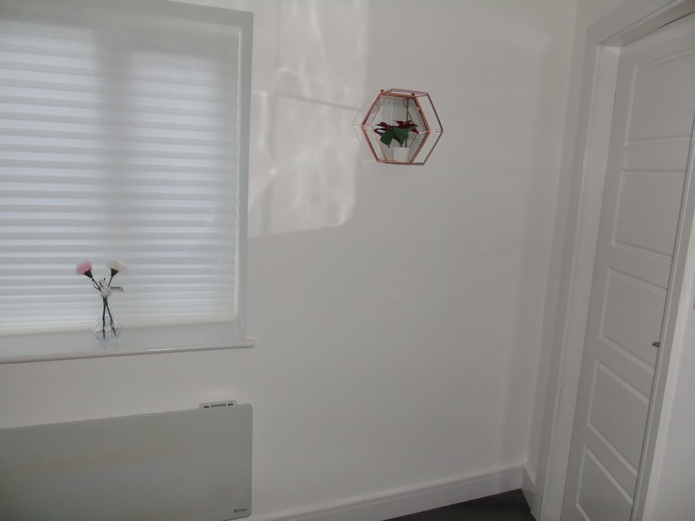 Captivating 1-bedroom Apartment in Bolton view 2