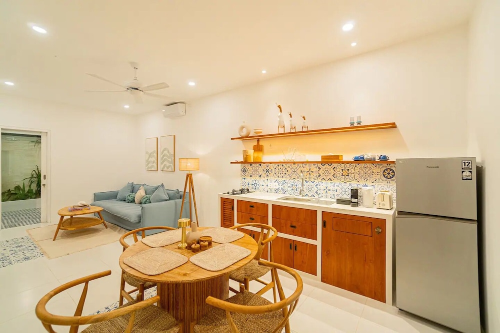 Kokomo Villas by Aayan