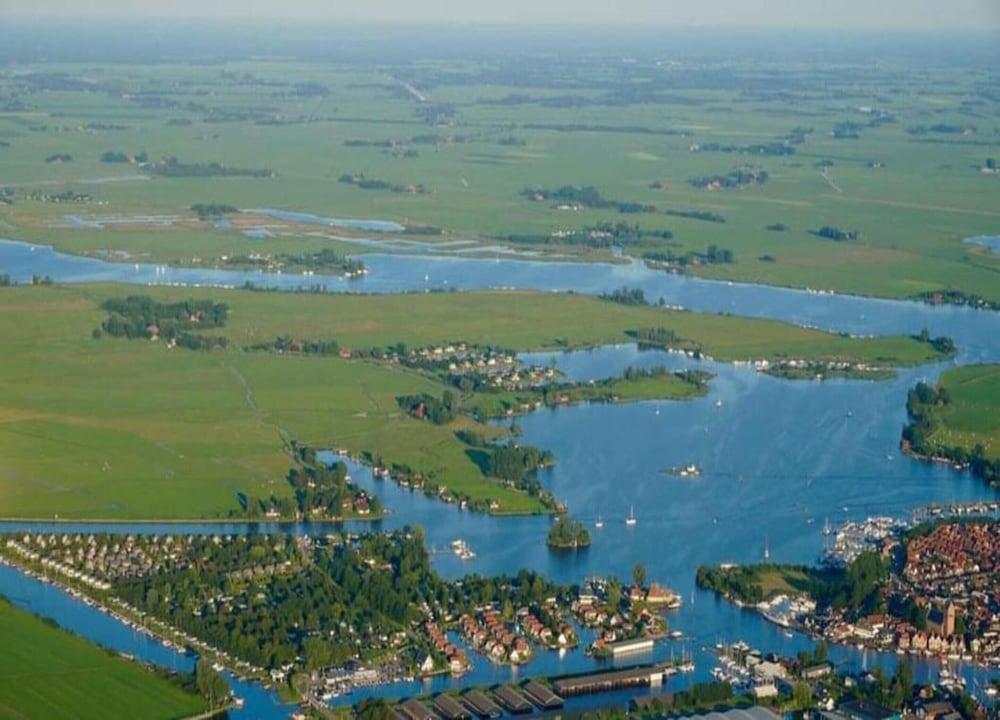 Holiday Home in Yn e Lijte With Water Sports