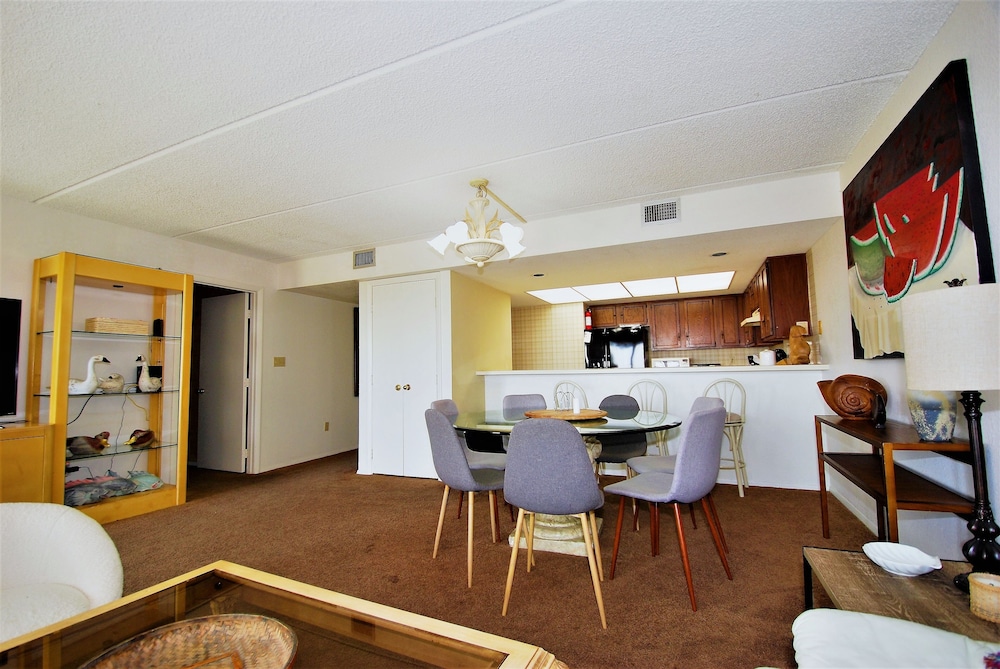 Summit Condo Unit #202 3 Bedroom Condo by RedAwning
