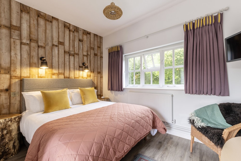 Riverbarn Fonthill Bishop