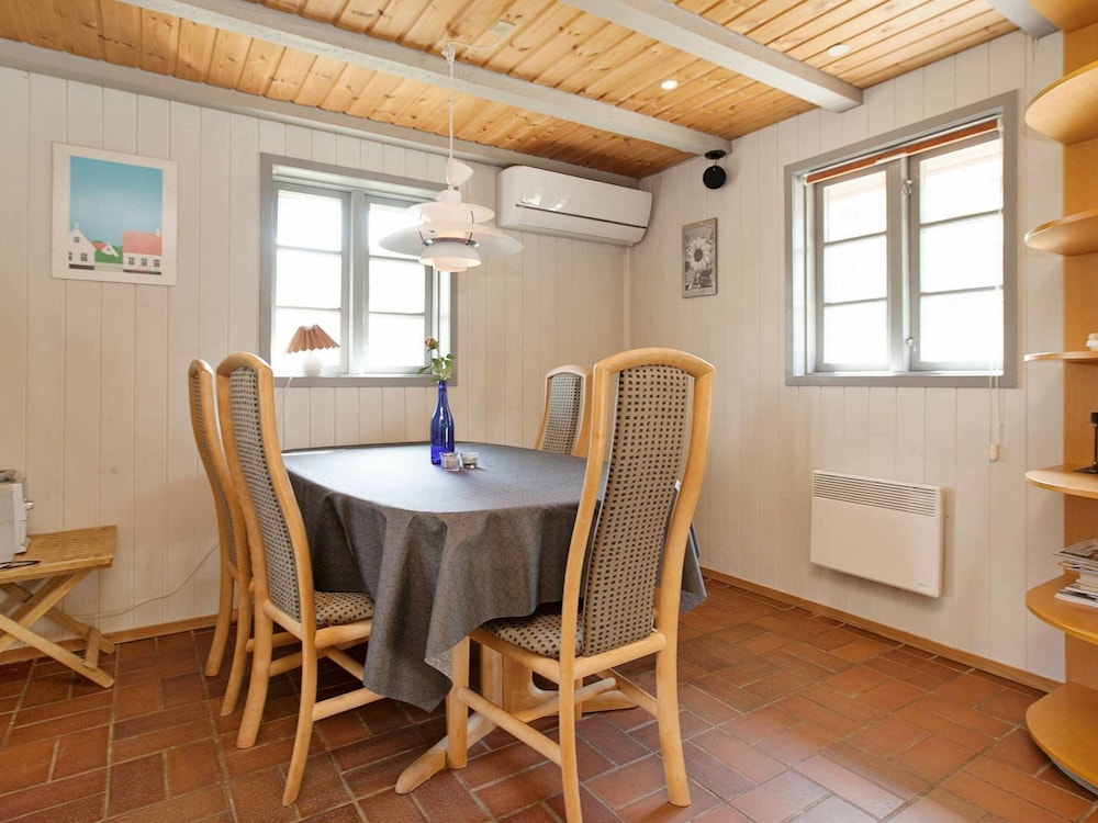6 Person Holiday Home in Blavand view 4