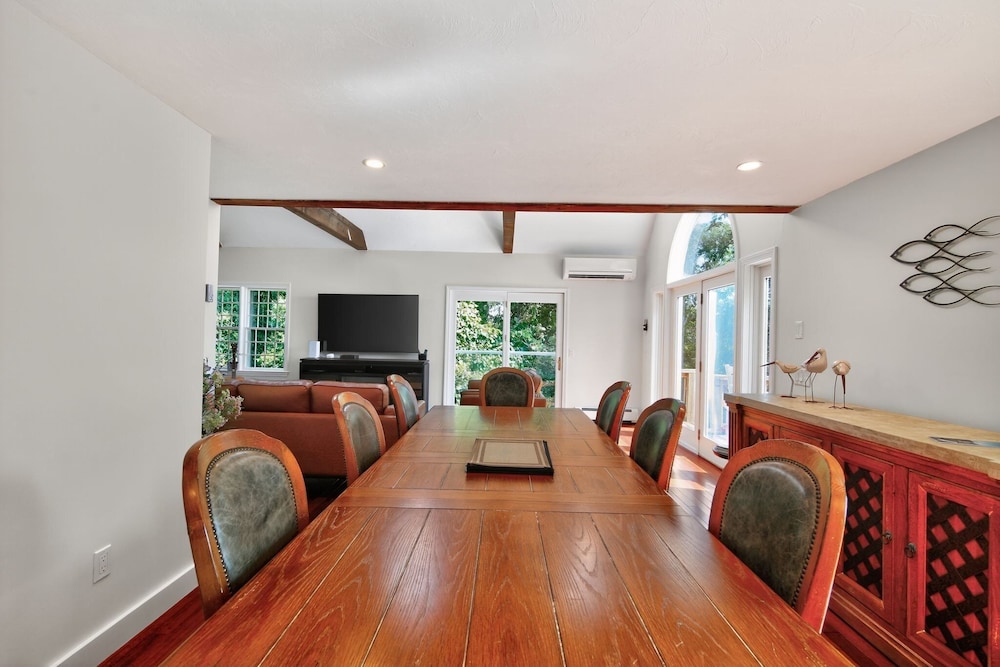 Ocean Views & Private Beach 3br Nature Escape 3 Bedroom Villa