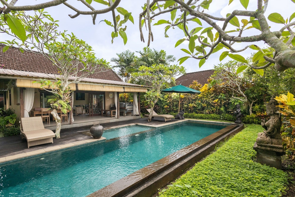 Devi's Place
