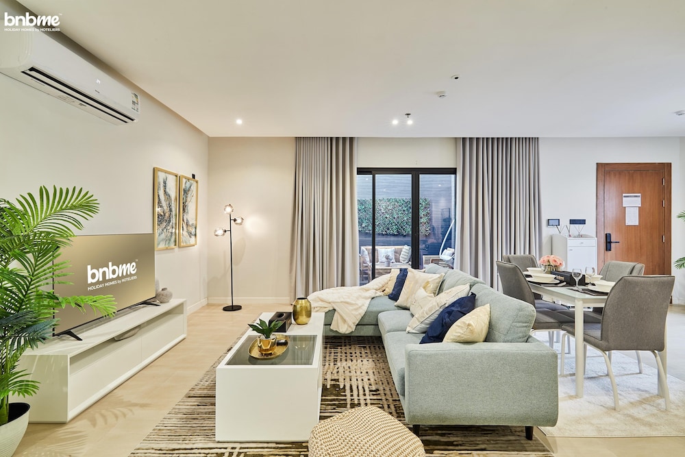 bnbmehomes-Top APT nr Kingdom Tower-B11