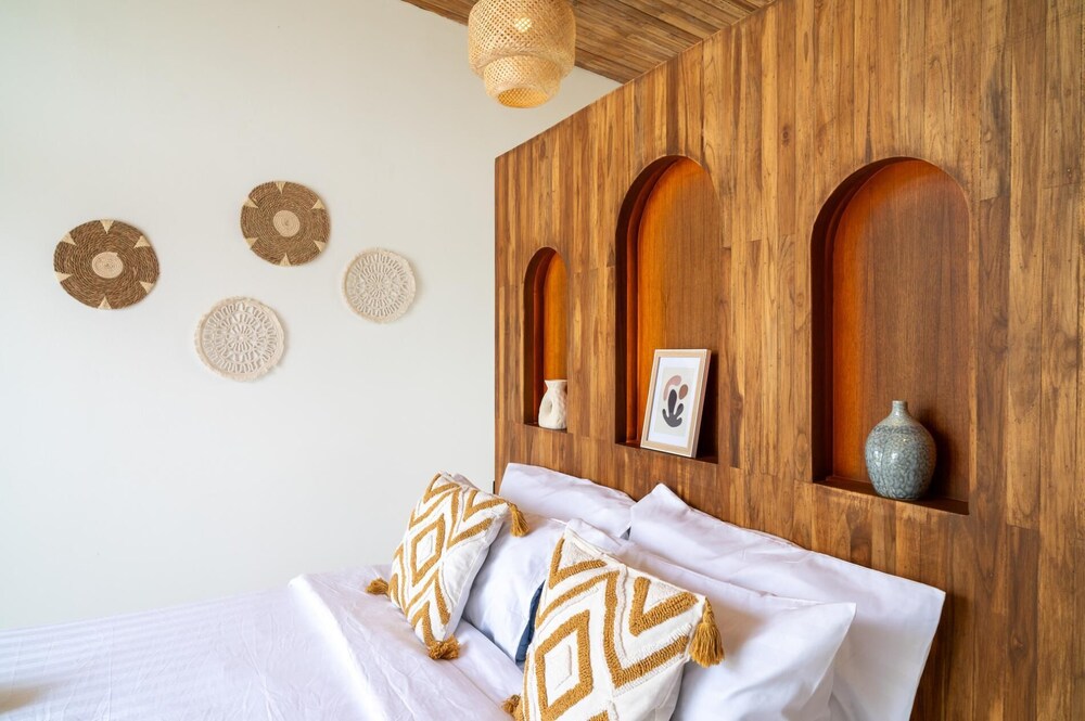 1Bedroom Villa Close to Fisherman KBR27
